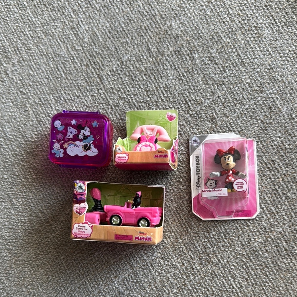 Mini‎ Brands